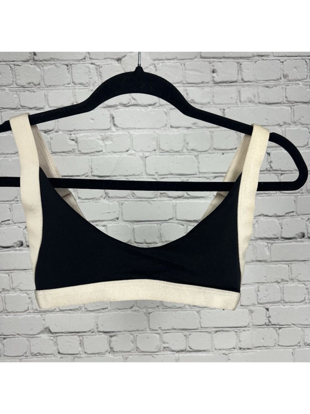 ONEONE Swimwear Black Cream Trim Low Cut Bikini Top Beach Swim Small S